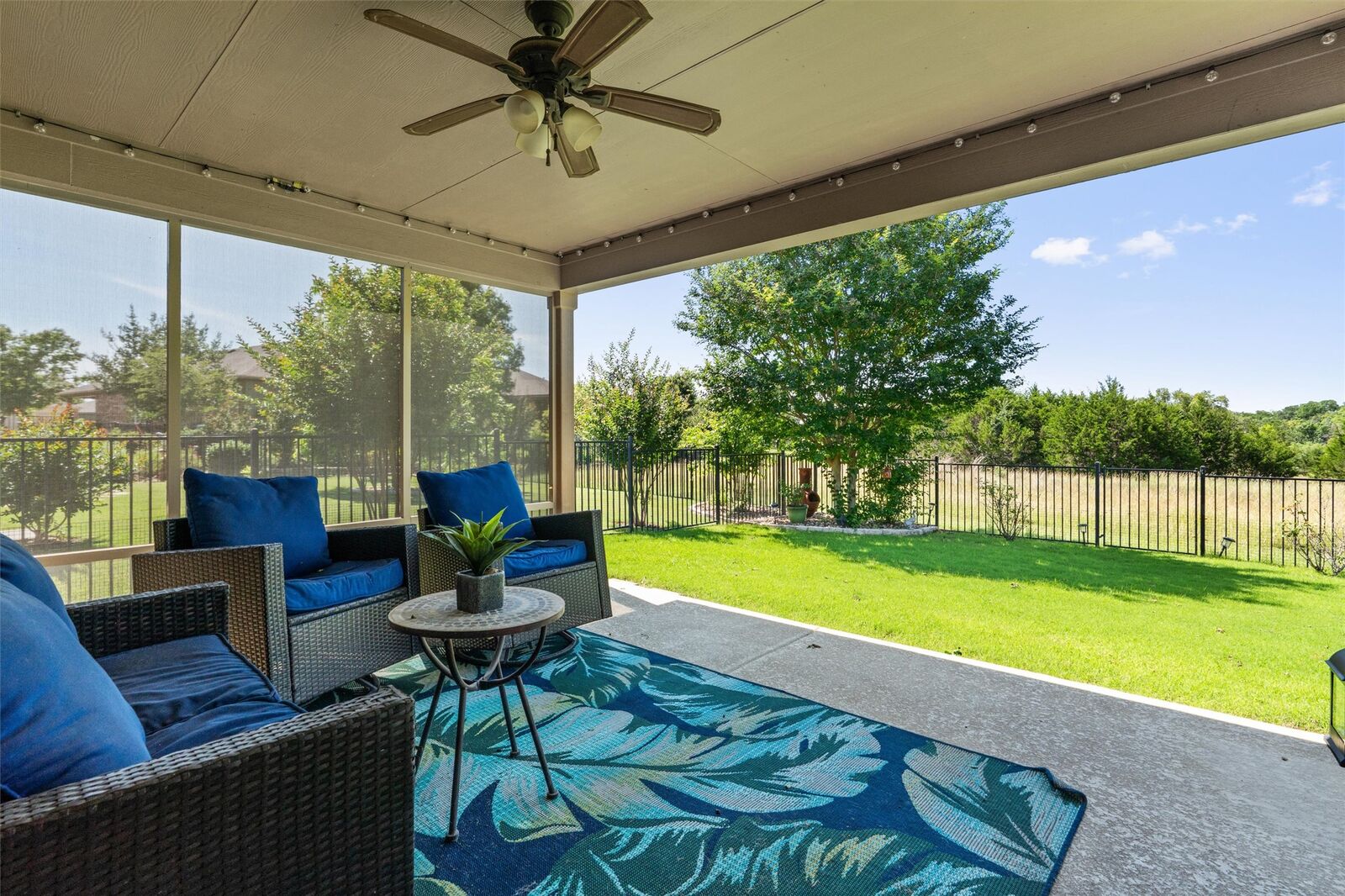 Property Photo:  110 Hobby Street  TX 78633 