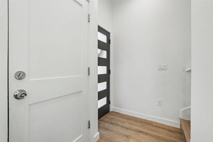 Property Photo:  10903 Elm Street  TX 78645 
