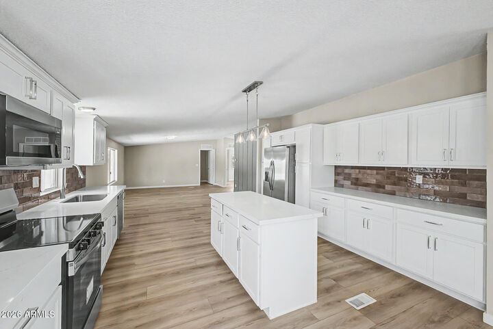 Property Photo: 24805 N 115th Avenue AZ 85373