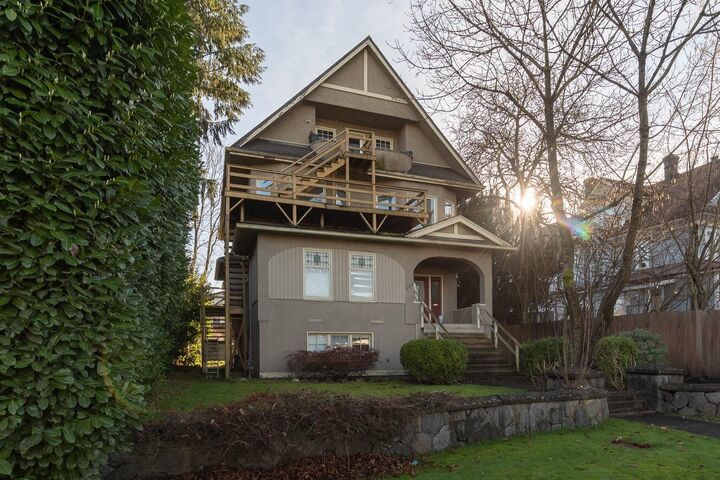 236 W 12th Avenue — photo 1