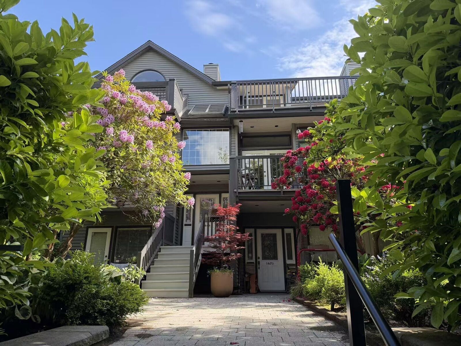 Property Photo: 1868 W 15th Avenue BC V6J 2L1