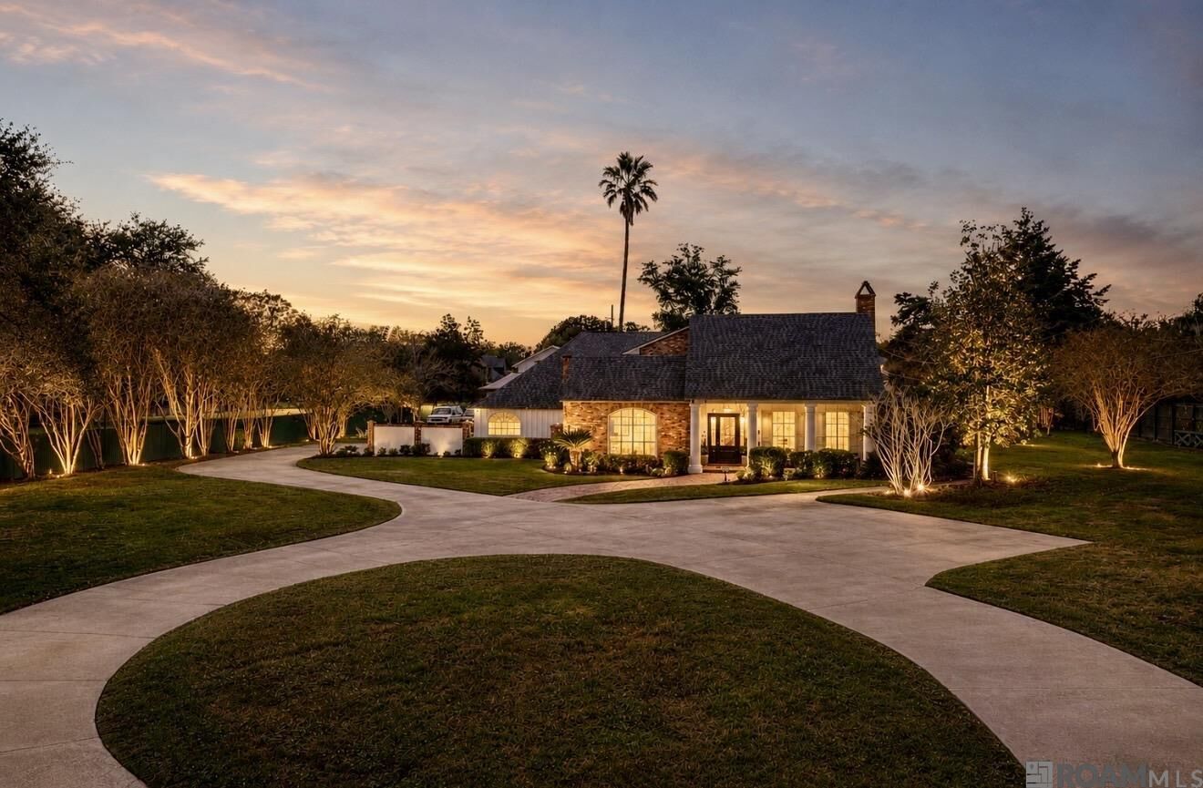 Property Photo:  332 & 336 Fulwar Skipwith Rd  LA 70810 
