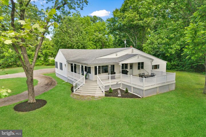 Property Photo:  23 Bloomer Drive  NJ 08016 