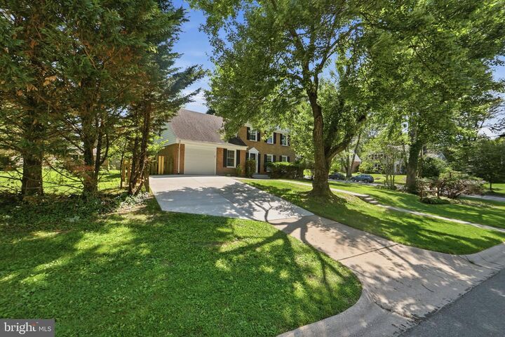 Property Photo:  8008 Inspection House Road  MD 20854 