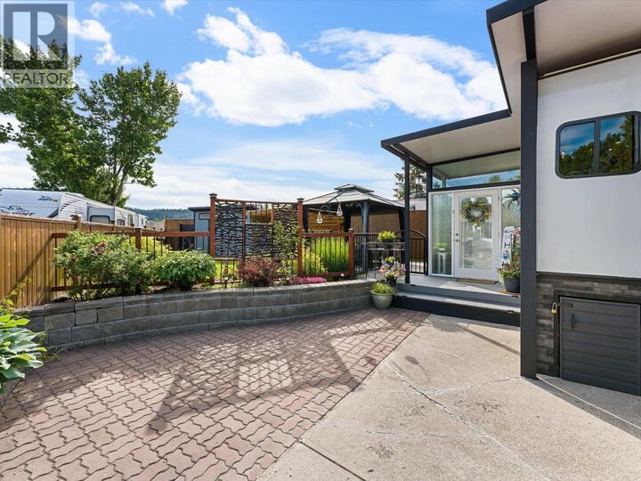 Property Photo:  415 Commonwealth Road 410  BC V4V 1P4 