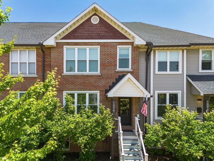 Property Photo: 1098 Oregon Avenue OH 43201