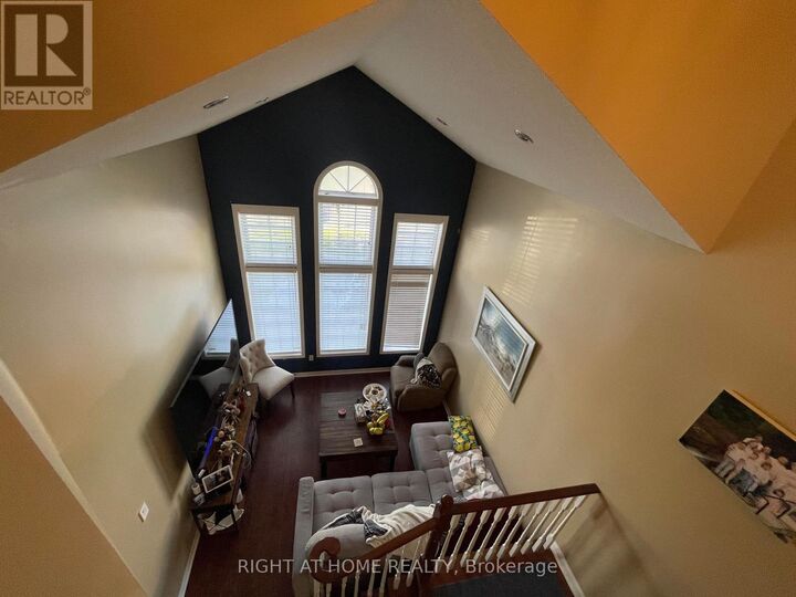 Property Photo: 5654 Churchill Meadows Boulevard ON L5M 7A7