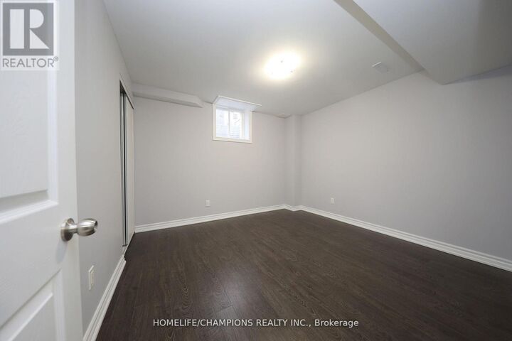 Property Photo:  5 Bellotti Crescent  ON L1Z 0M2 