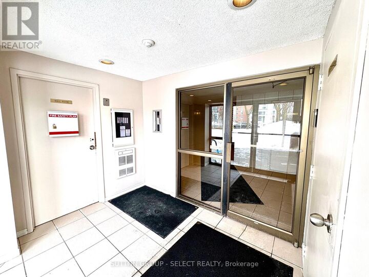 Property Photo: 626 First Street 505 ON N5V 2A2