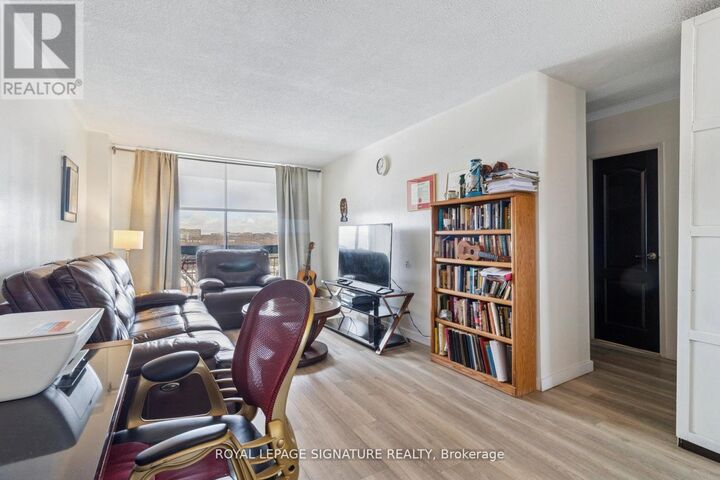 Property Photo:  4645 Jane Street 720  ON M3N 2K9 