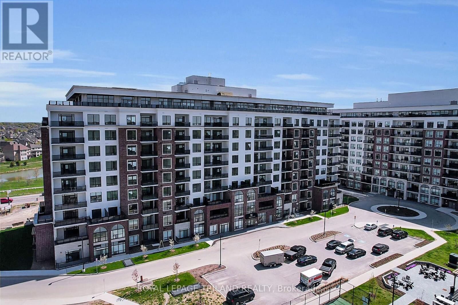 Property Photo:  480 Callaway Road 215  ON N6G 0Z3 