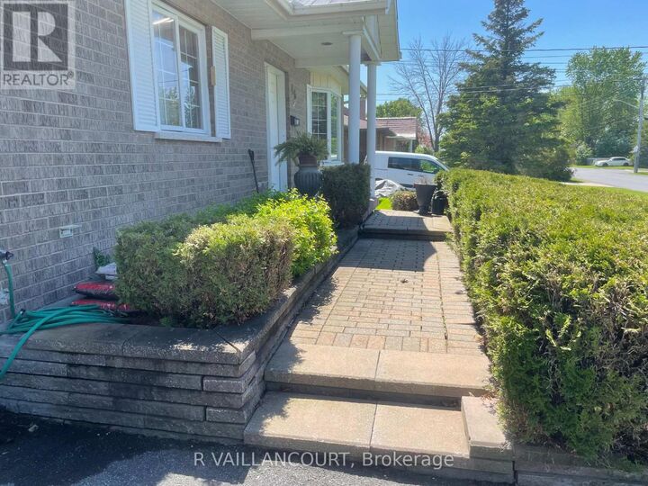 Property Photo: 46 William Street East A &Amp B ON K0C 1A0