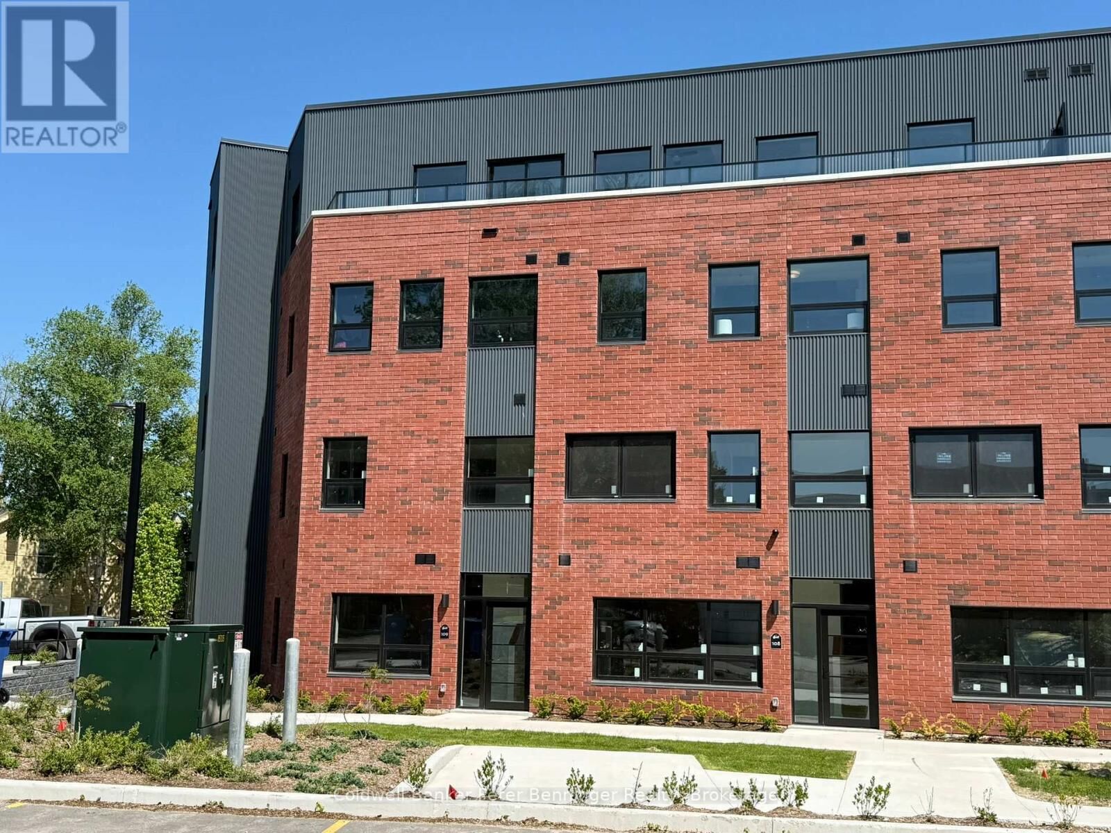Property Photo:  604 South Queen Street South 405  ON N0G 2N0 