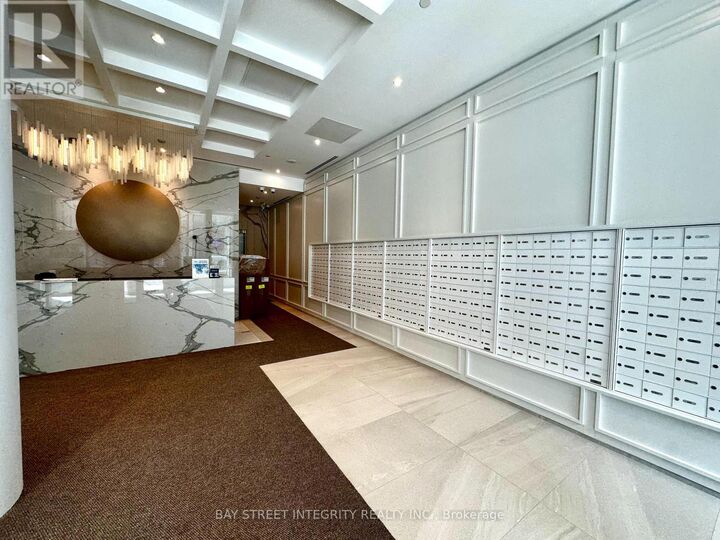 Property Photo:  100 Queen Street East 2902  ON M5C 0B5 