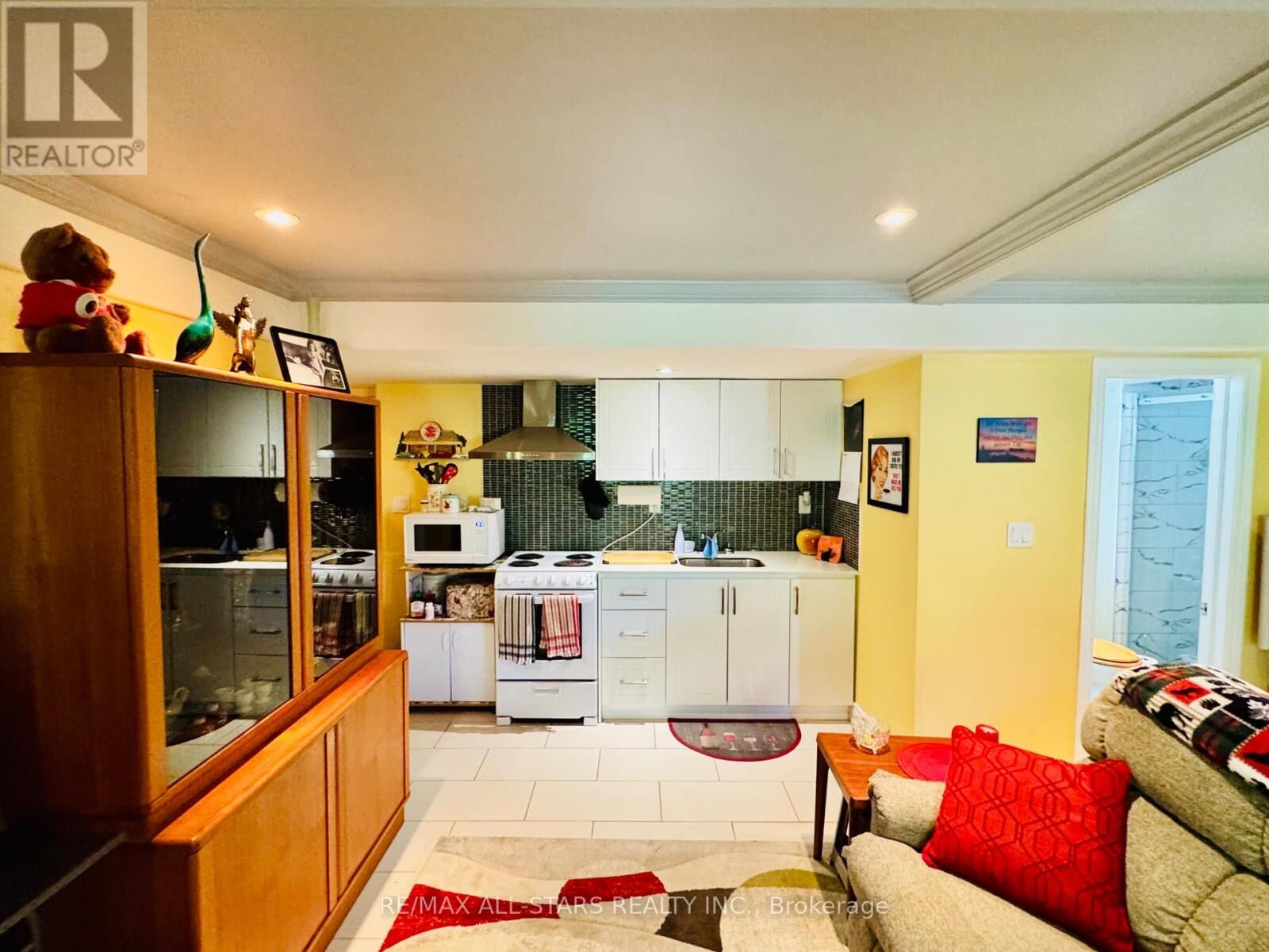 Property Photo:  21 Oakside Drive  ON L9P 2A4 
