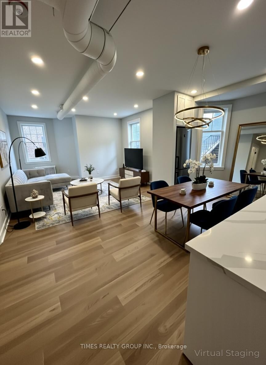 Property Photo: 592 Church Street 10 ON M4Y 2E5