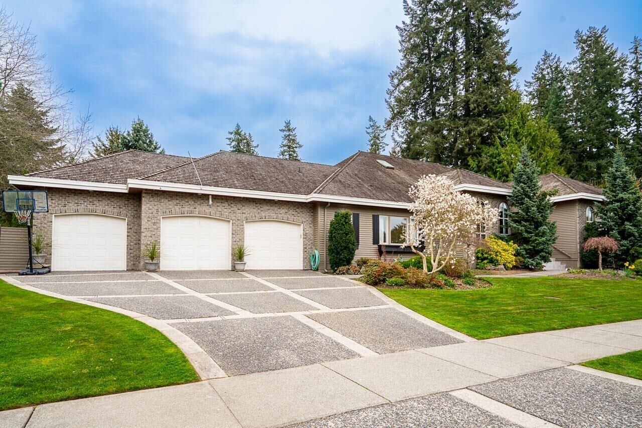 Property Photo:  2318 Chantrell Park Drive  BC V4A 9W8 