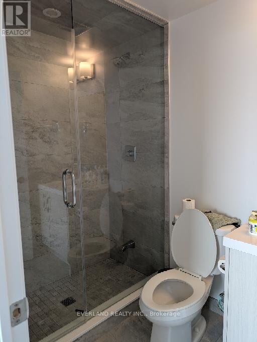 Property Photo:  286 Main Street  ON M4C 4X4 