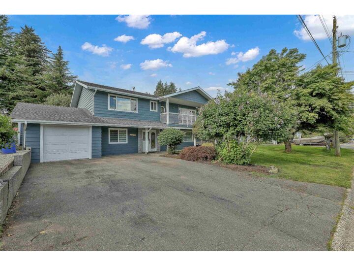 Property Photo:  35163 Ewert Avenue  BC V2V 6S7 