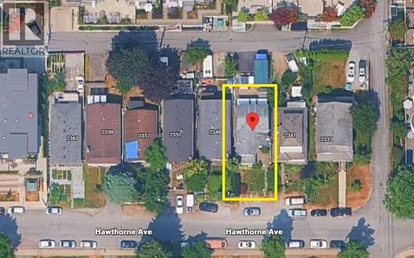 Property Photo:  2345 Hawthorne Avenue  BC V3C 1X1 