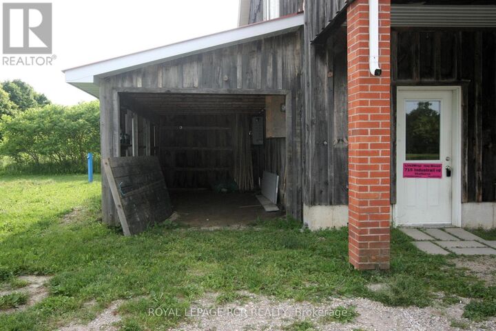 Property Photo:  428 Main Street West Lower  ON L9V 2V3 