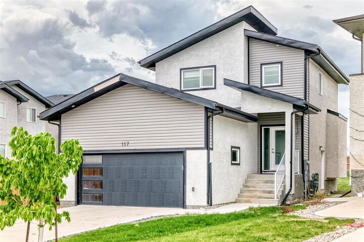 Property Photo: 117 Hughes Crescent MB R3Y 2B8