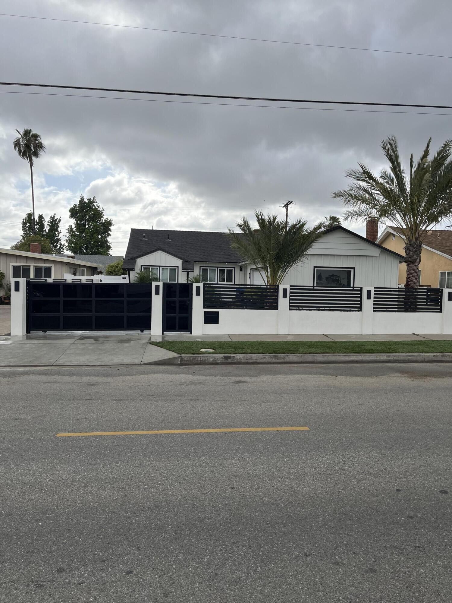 Property Photo:  7737 Bellaire Avenue  CA 91605 