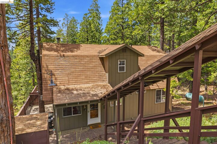 Property Photo:  26399 Old Mono Rd  CA 95335 