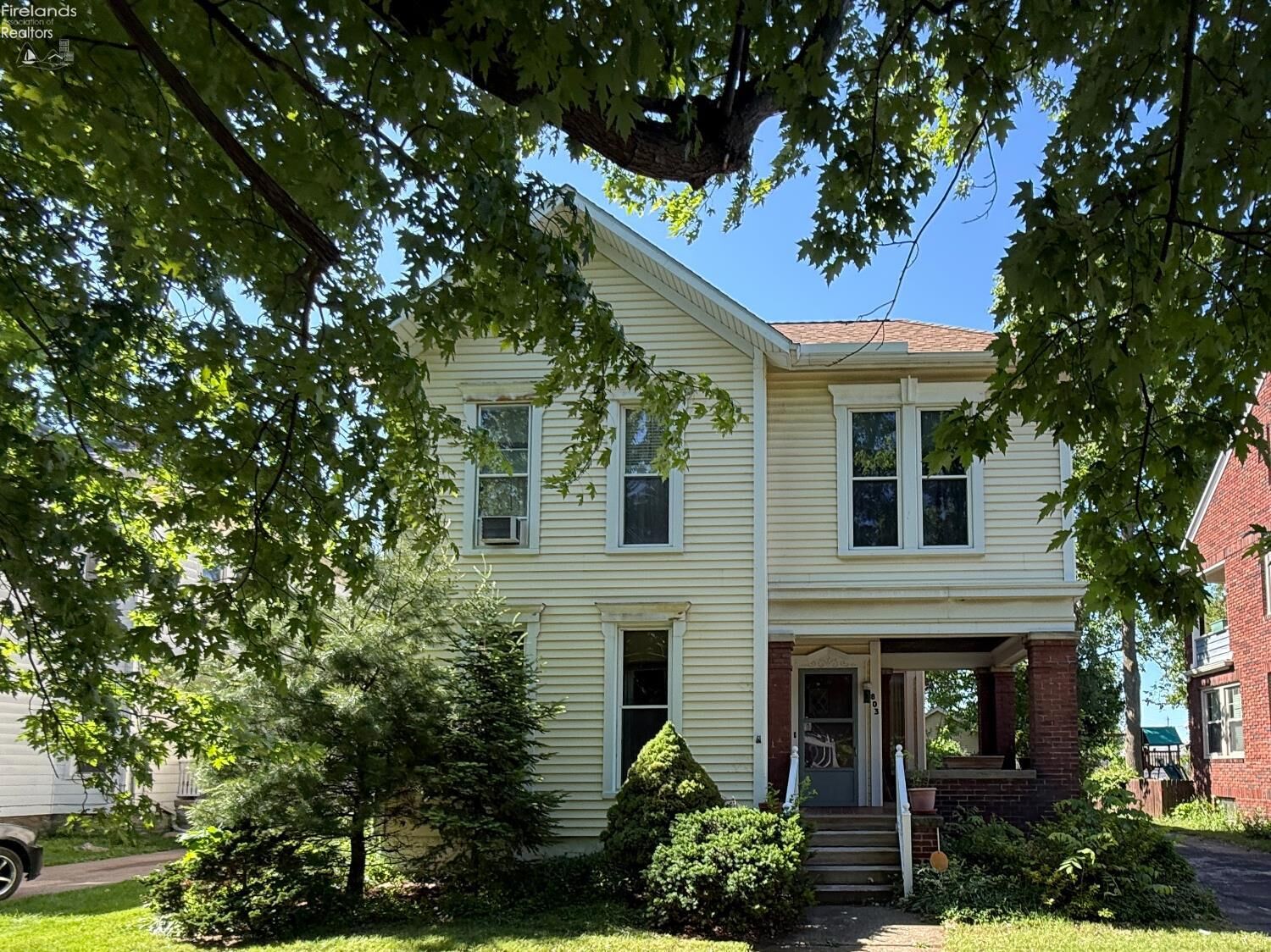 Property Photo:  803 W Adams Street  OH 44870 