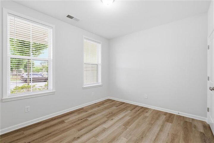 Property Photo: 158 Harlow Circle GA 30076