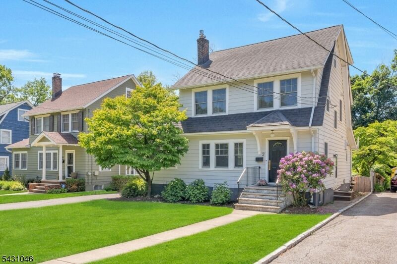 Property Photo:  2 Columbus Ave  NJ 07042 