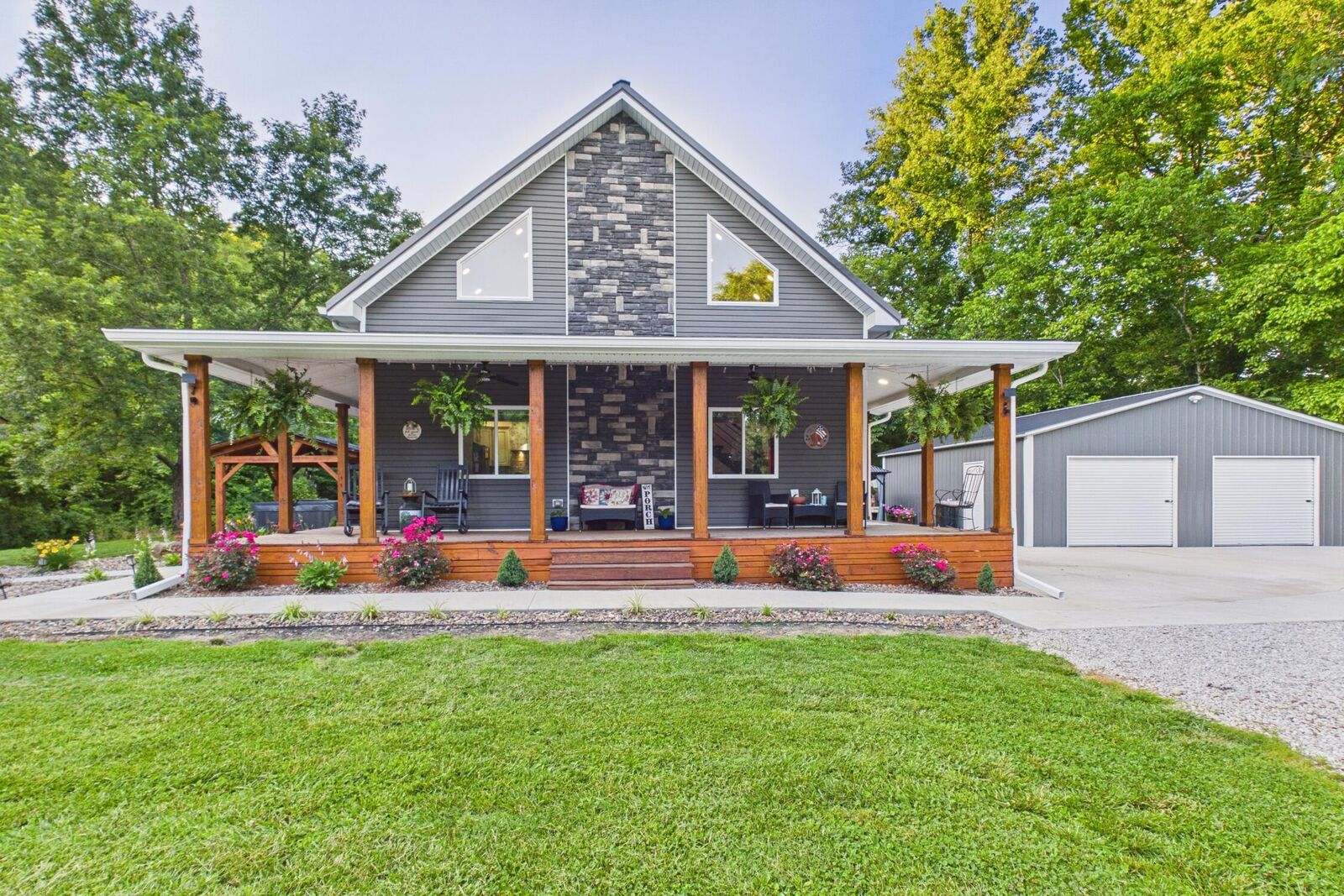 Property Photo:  240 Kingtown Road  KY 40906 