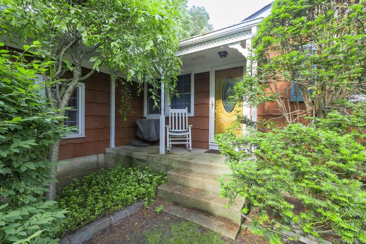 Property Photo:  3 Boston Avenue  NY 11763 