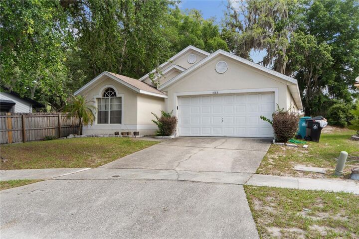 Property Photo: 5165 Innesbrook Court FL 32808