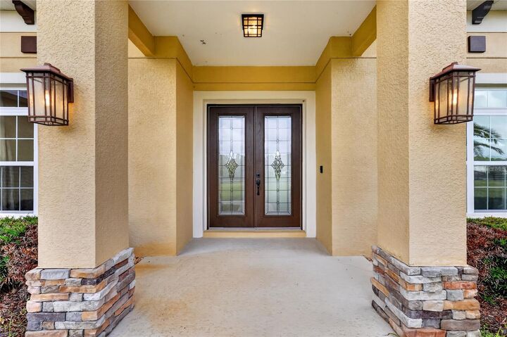 Property Photo: 35542 Seneca Reserve Drive FL 32736
