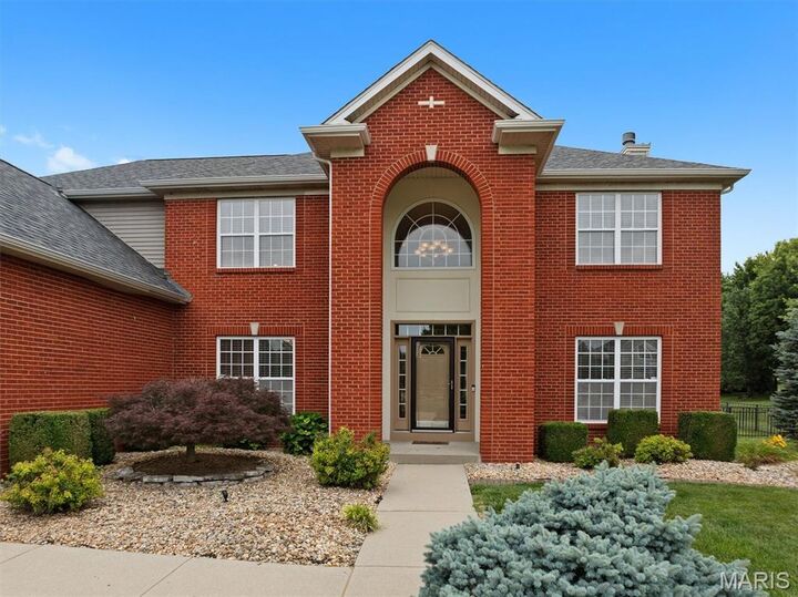 Property Photo:  1011 Lyonshall Boulevard  IL 62226 