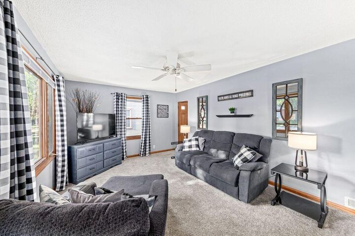 Property Photo:  187 N 91st St  WI 53226 