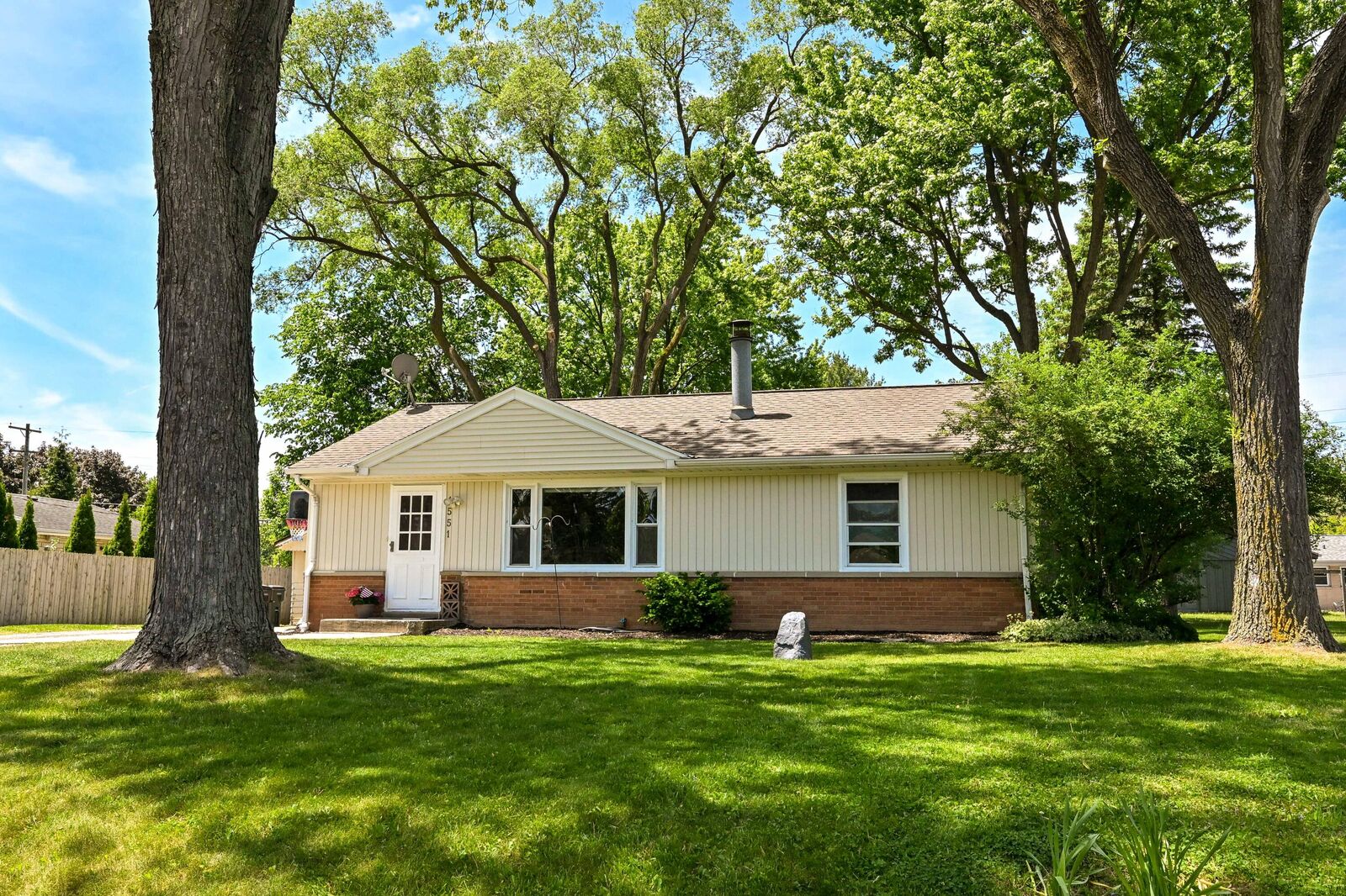 Property Photo:  1551 S 168th St  WI 53151 