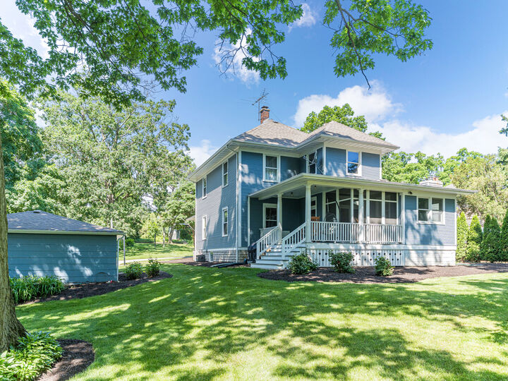 Property Photo:  473 N Montclair Avenue  IL 60137 