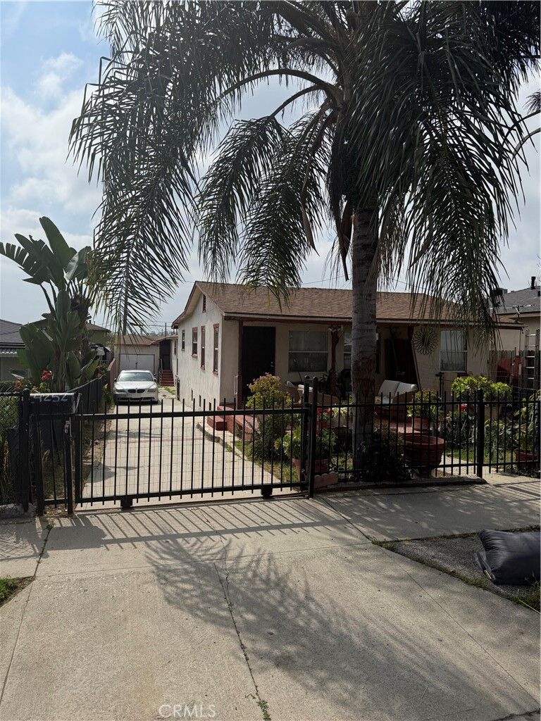 Property Photo:  4252 Blanchard St  CA 90063 