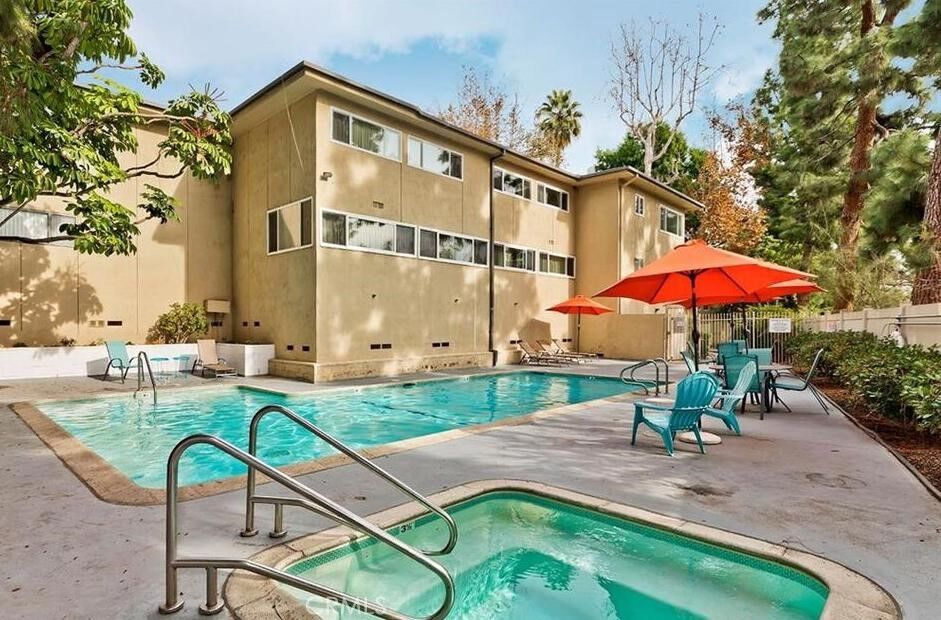 Property Photo: 11138 Aqua Vista Street CA 91602