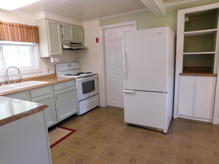 Property Photo: 17 James Street ME 04920