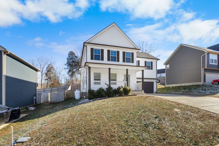 Property Photo: 1381 Sussex Dr TN 37042