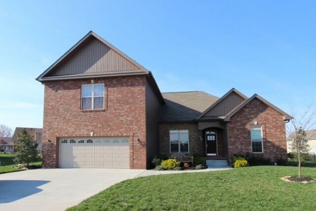 Property Photo: 126 Parkland Cir TN 37043