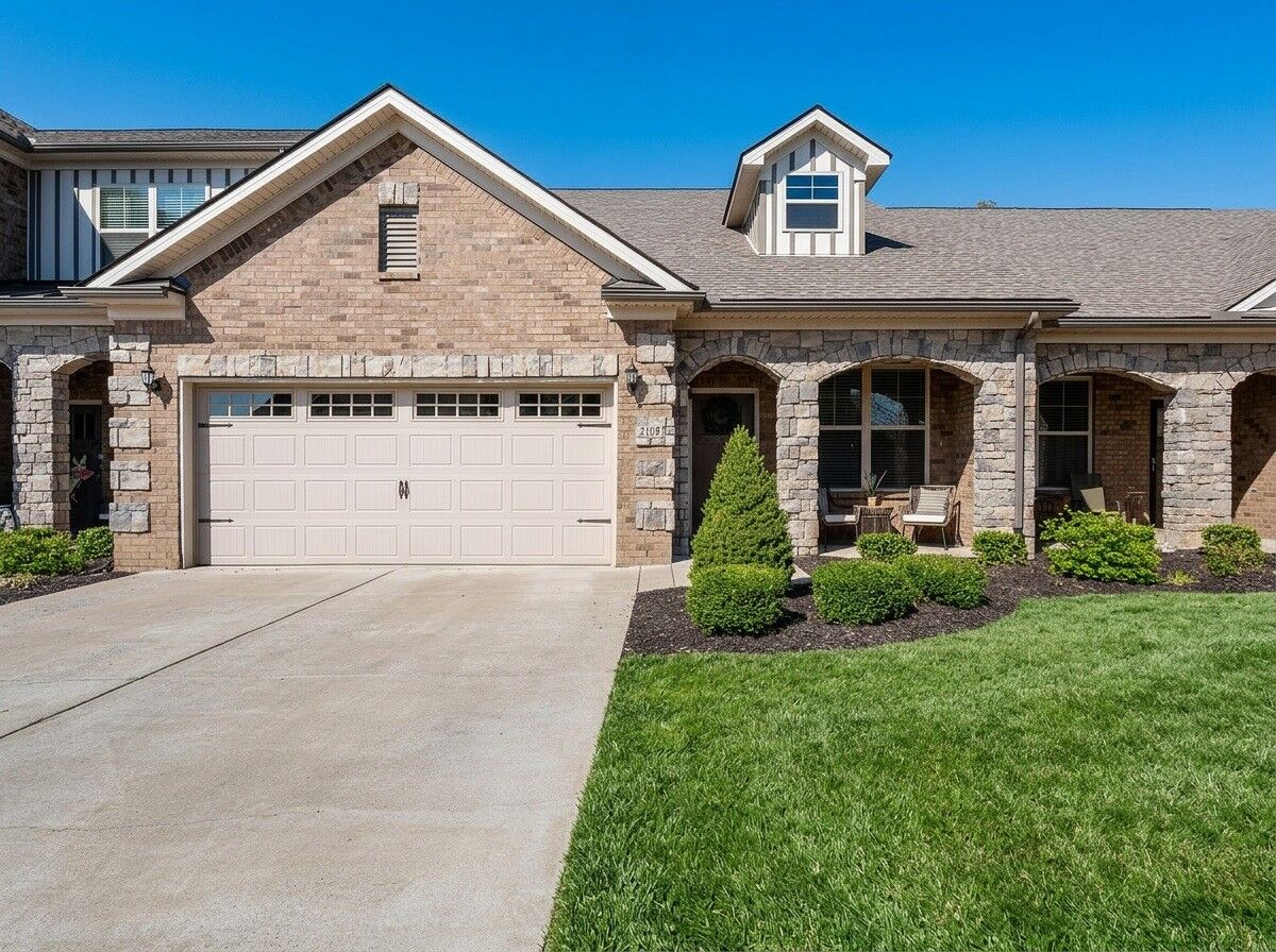 Property Photo:  2109 Halfmoon Way  TN 37130 