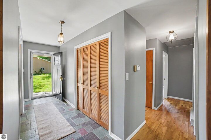 Property Photo: 2071 E Ludington Avenue MI 48617
