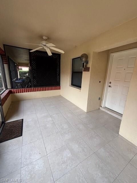 Property Photo: 2093 Pine Isle Ln 2093 FL 34112
