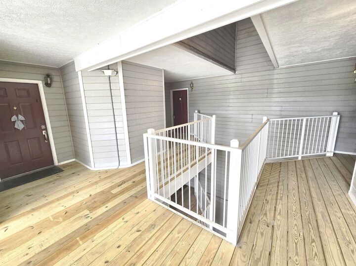 Property Photo:  1300 Cedar Ridge Drive  VA 24141 