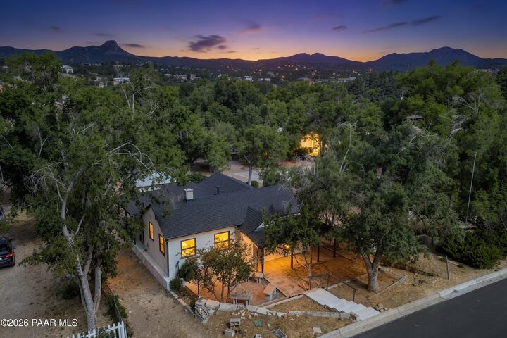 Property Photo:  330 S Pleasant Street  AZ 86303 