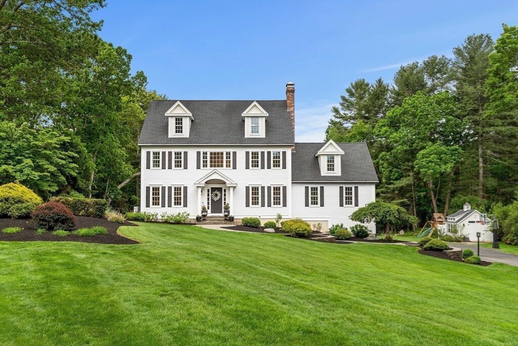 Property Photo: 2 Equestrian Dr MA 01864